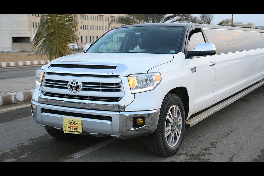 Limo service in Lahore