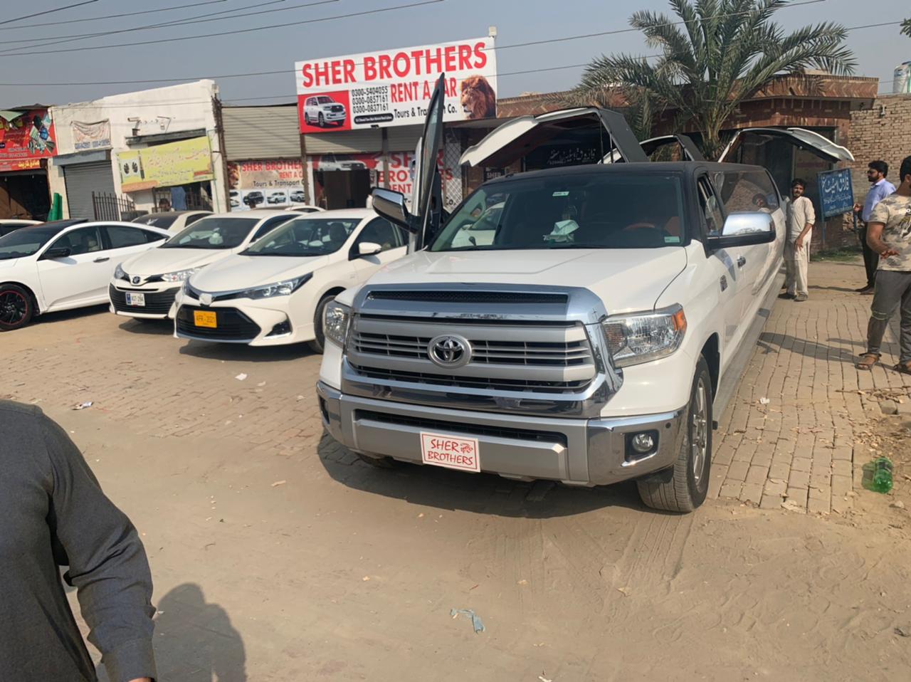 Toyota Tundra Limousine